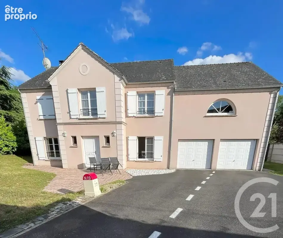 Maison à VULAINES-SUR-SEINE