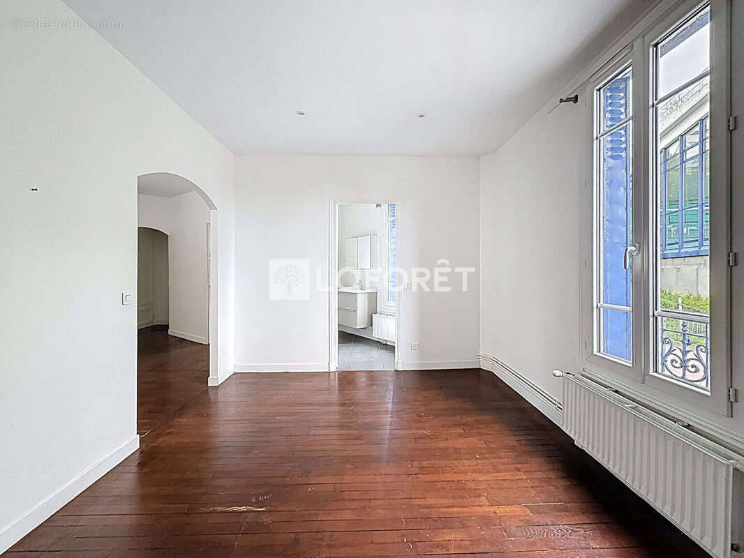Appartement à SURESNES
