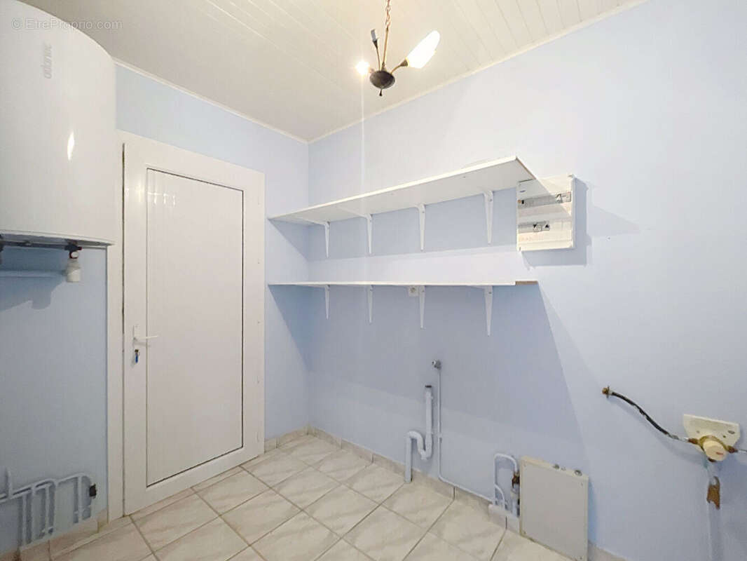 Maison à BAINS-SUR-OUST