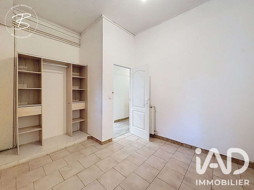 Commerce 54 m² à Toulon  - photo 5