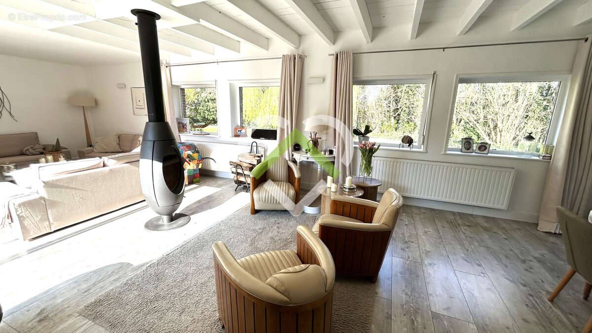 Maison à ERQUINGHEM-LYS