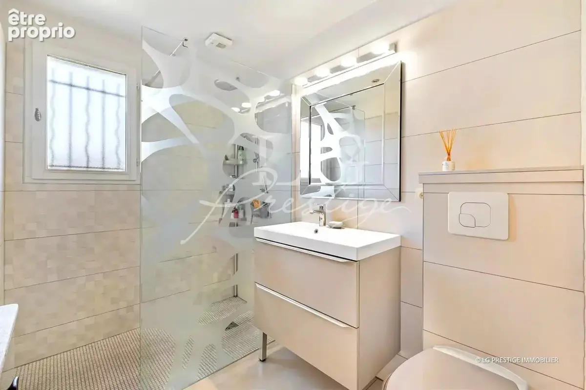 Callian – Villa plain-pied 4 chambres avec piscine, au calme - photo 12