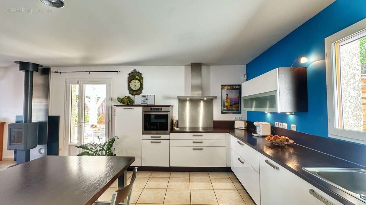 Maison à LA MURETTE