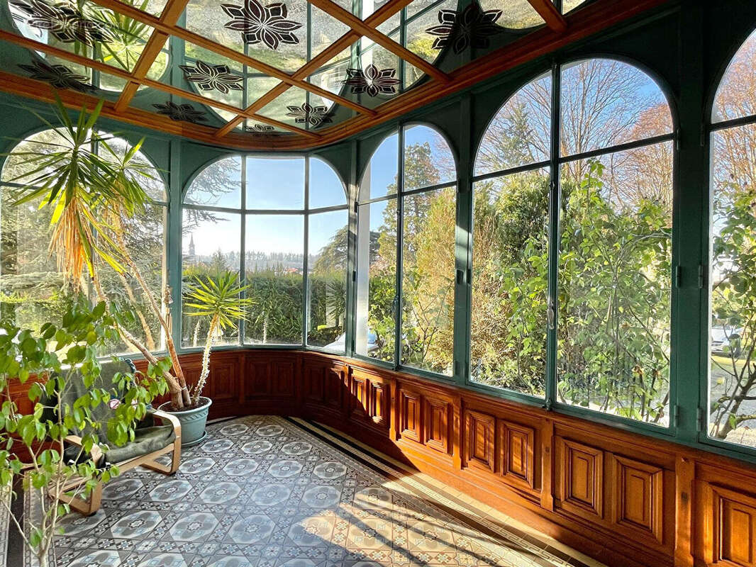 Appartement à LA TOUR-DU-PIN