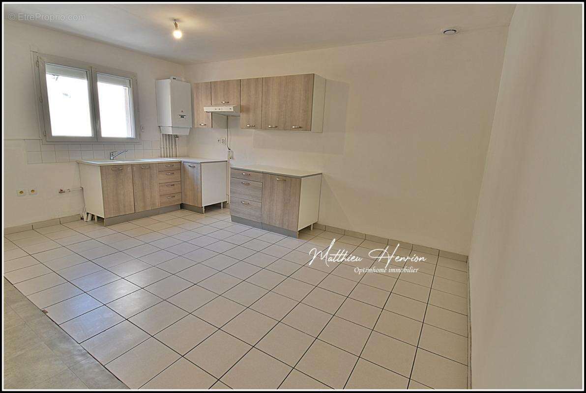 EN EXCLUSIVITÉ – Maison 3 chambres avec jardin et garage à Saint-Sébastien-de-Morsent - photo 13