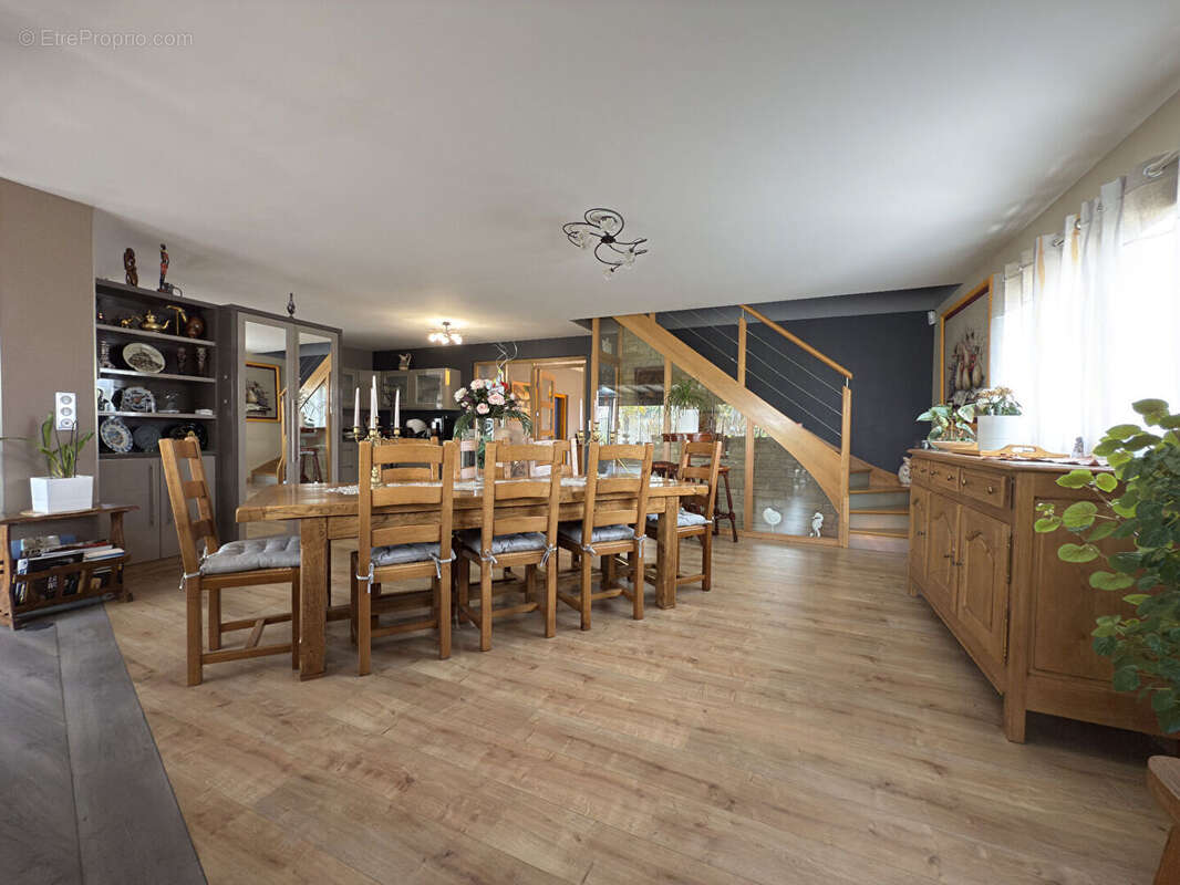 Maison à CHATEAU-THEBAUD