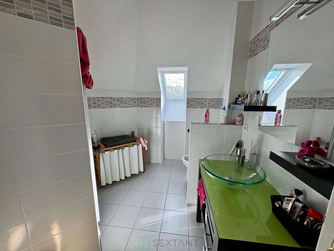 Maison à BONNIERES-SUR-SEINE