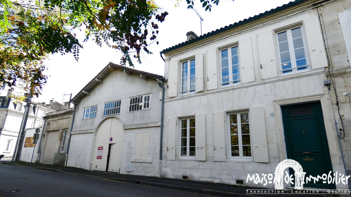 Maison à COGNAC
