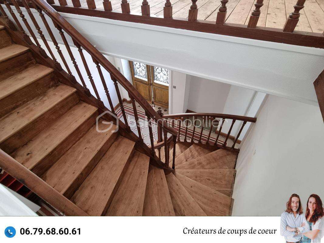 Maison 179 m² à La Creche  - photo 17