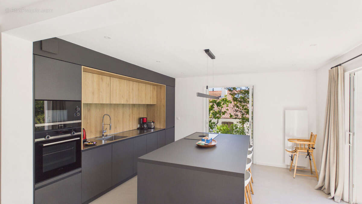 Maison Guéthary au coeur du bourg - 4 chambres - 190 m2 - photo 6