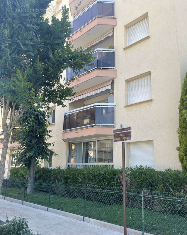 Appartement à MANDELIEU-LA-NAPOULE