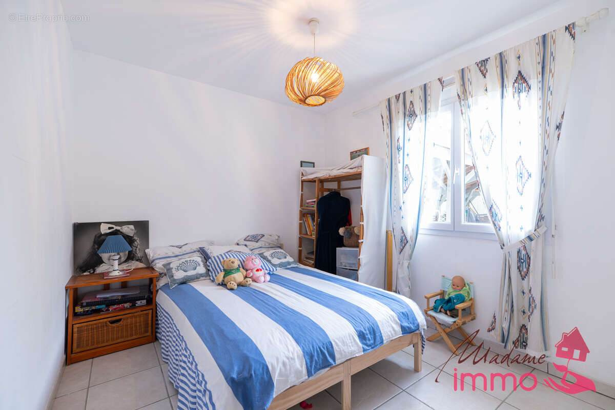 Maison à SAINT-PIERRE-DU-MONT