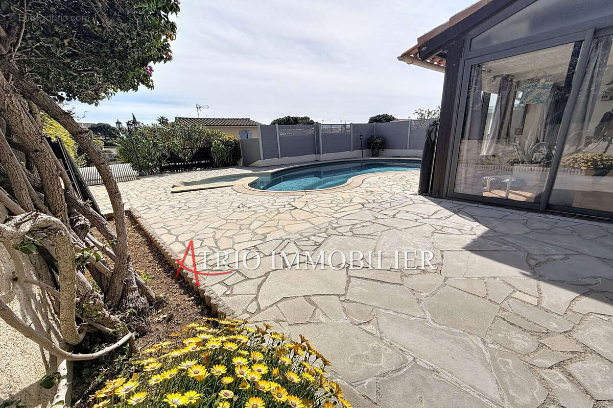 Maison à CAGNES-SUR-MER