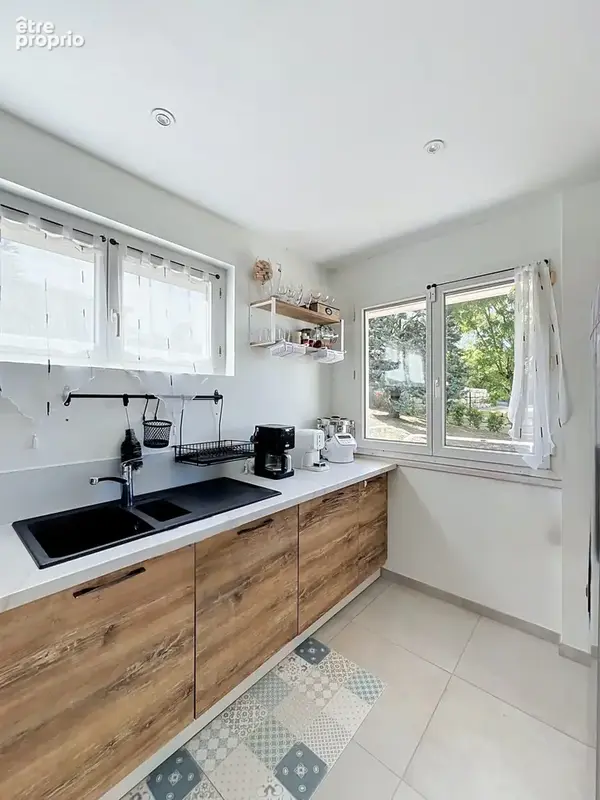LACHASSAGNE   Maison rénovée avec piscine   Terrain de 1 208 m2 - photo 8
