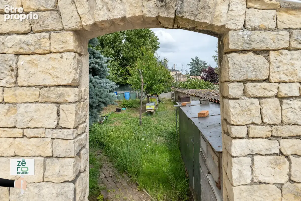 Maison d’exception avec piscine, dépendances et fort potentiel professionnel   Baisse de prix récente - photo 18