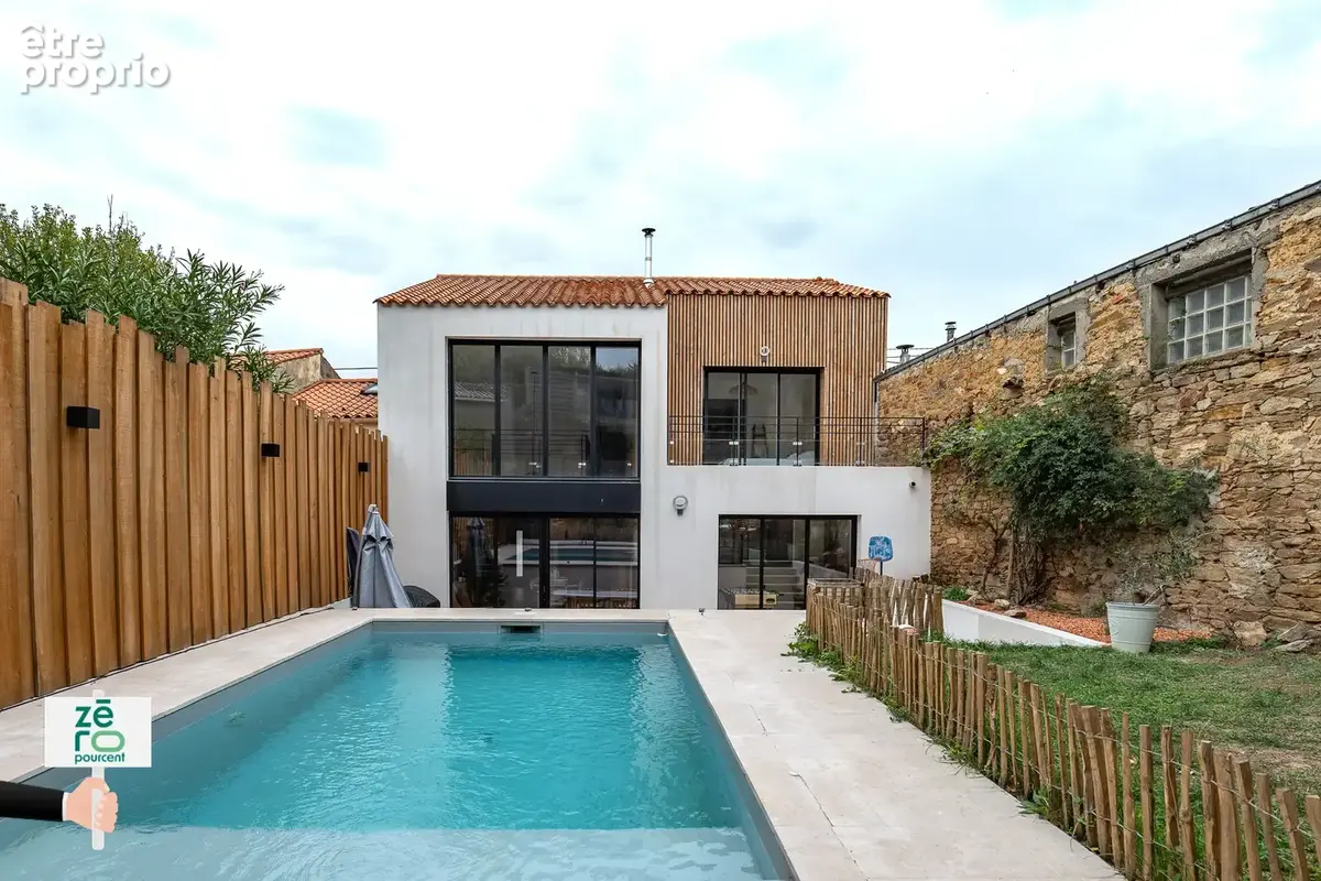 Mareuil-sur-lay-dissais   maison de charme avec piscine, jardin paysager, suite parentale et garage - photo 1