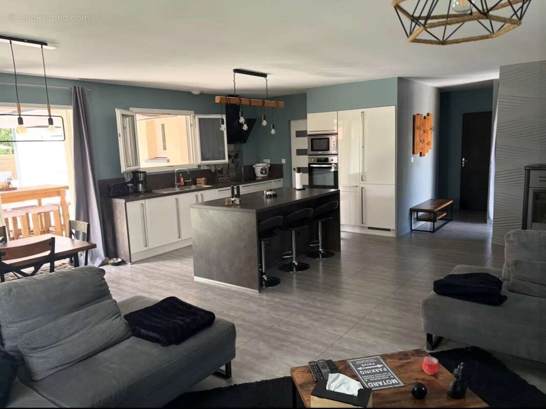 Maison à PARENTIS-EN-BORN