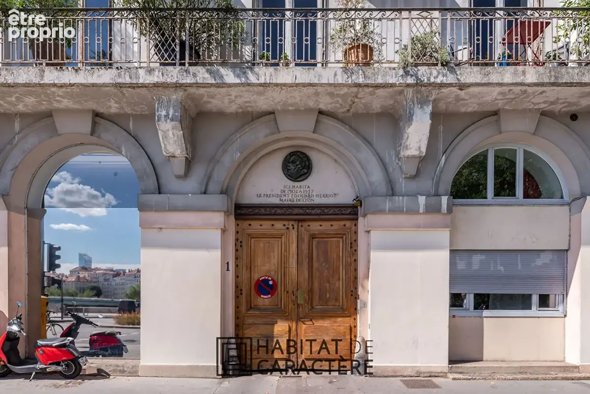 Duplex T4 -173 m² - Lyon 4eme - photo 16