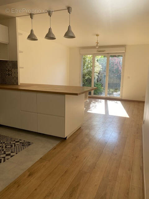 Appartement à GENNEVILLIERS