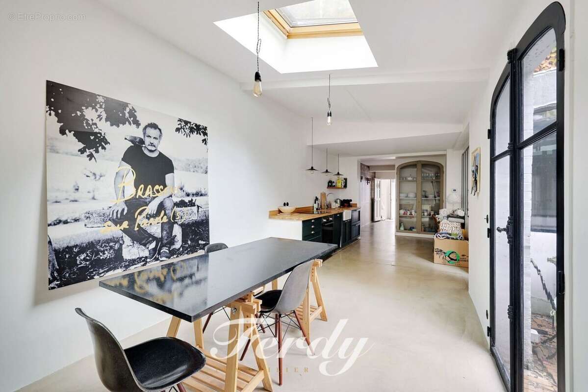 Maison à PARIS-15E