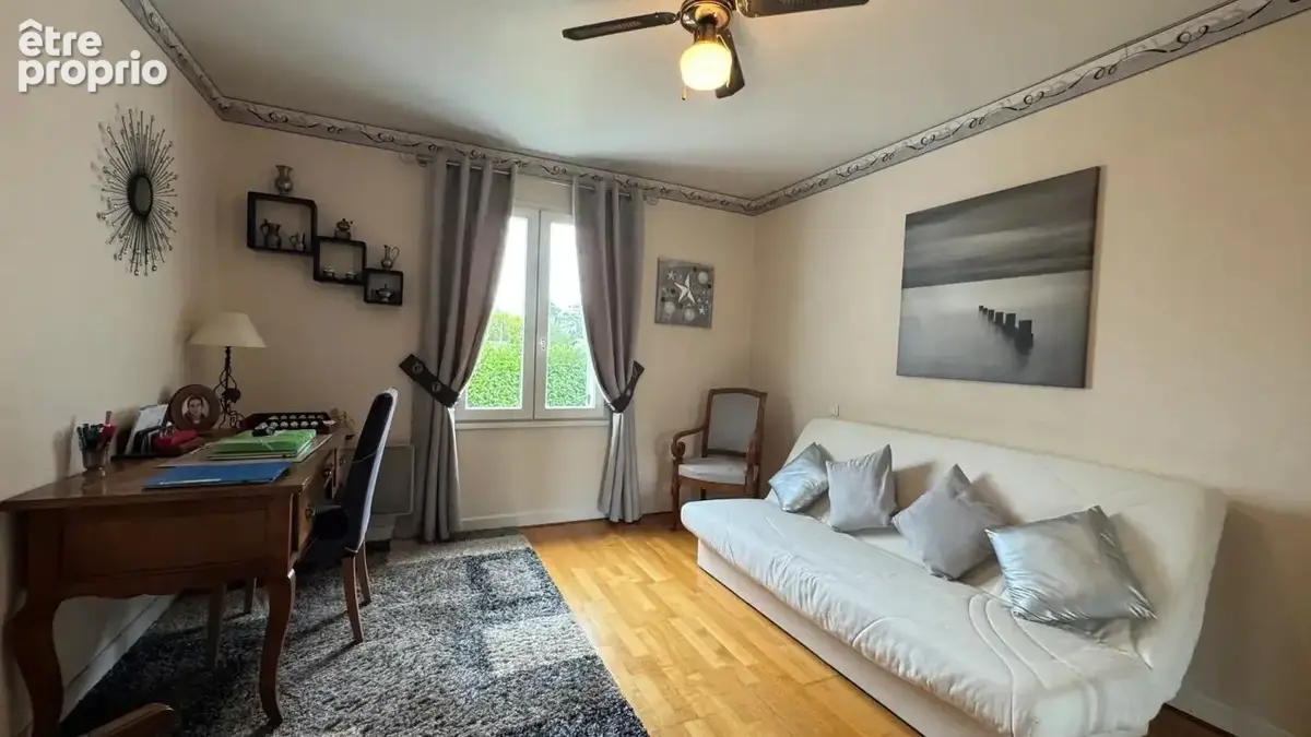 Maison de 8 pièces de 158 m² à Montpon-Ménestérol - photo 7