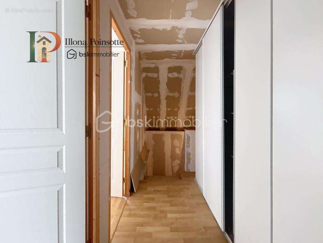Maison de village 4 chambres - photo 19