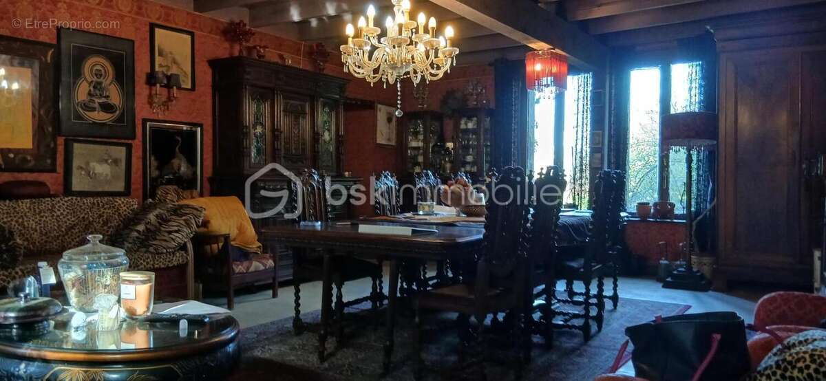 Maison à BARBEZIEUX-SAINT-HILAIRE