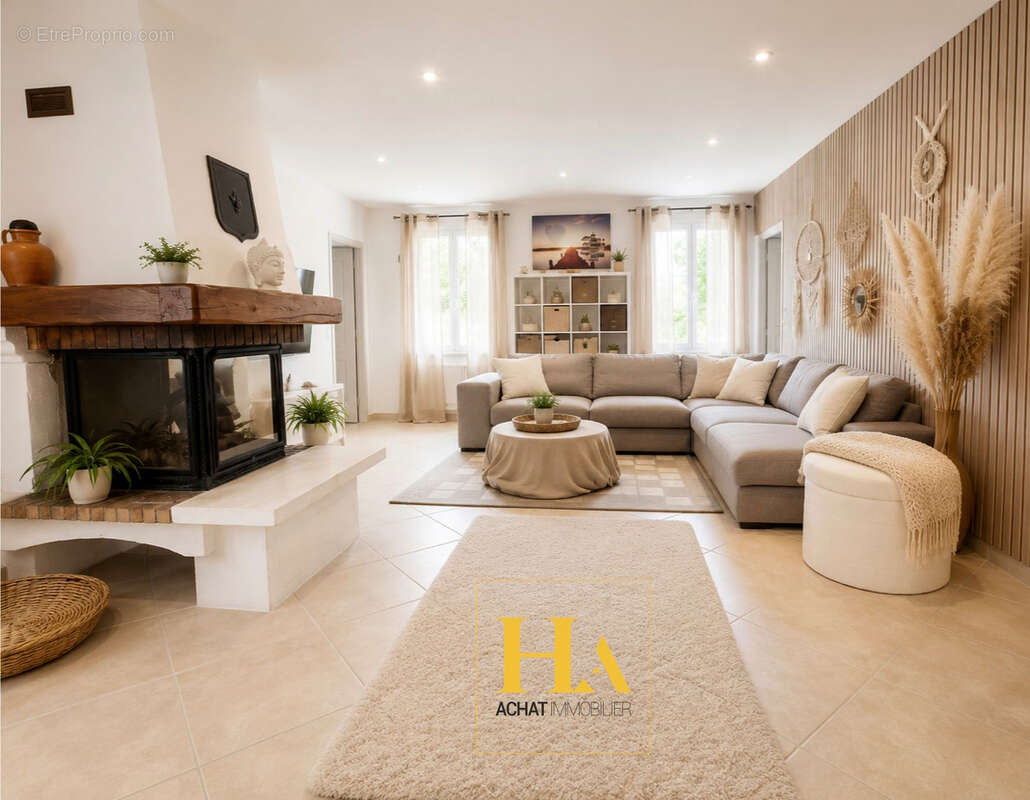 Maison avec piscine SANS VIS À VIS, 137m2, 6 pièces, 5 chambres, jardin, garage, secteur La Gondole - photo 2