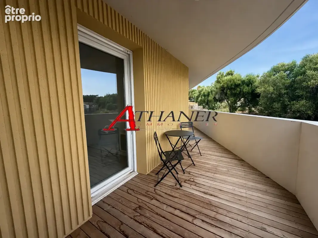 Appartement T3 de 79m2 - Terrasse, Jardin & Garage - Canet Village - photo 9