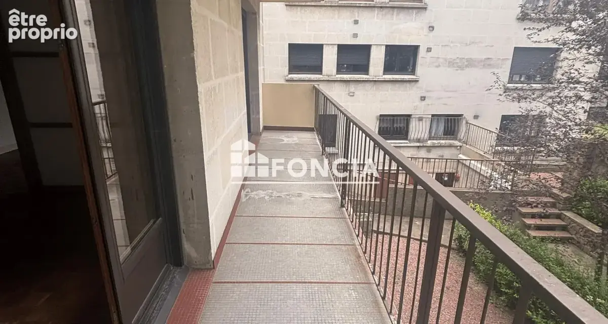 Hauts pavés /Félix Faure T3 balcons / parking - photo 6