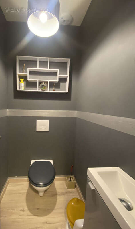 Maison à SAINT-LAURENT-SUR-SEVRE