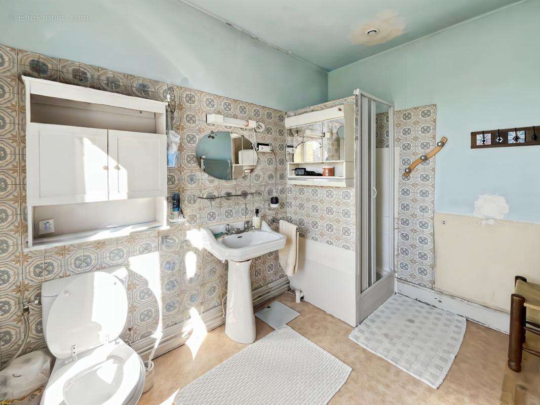 Maison 130 m² à Cognac  - photo 17