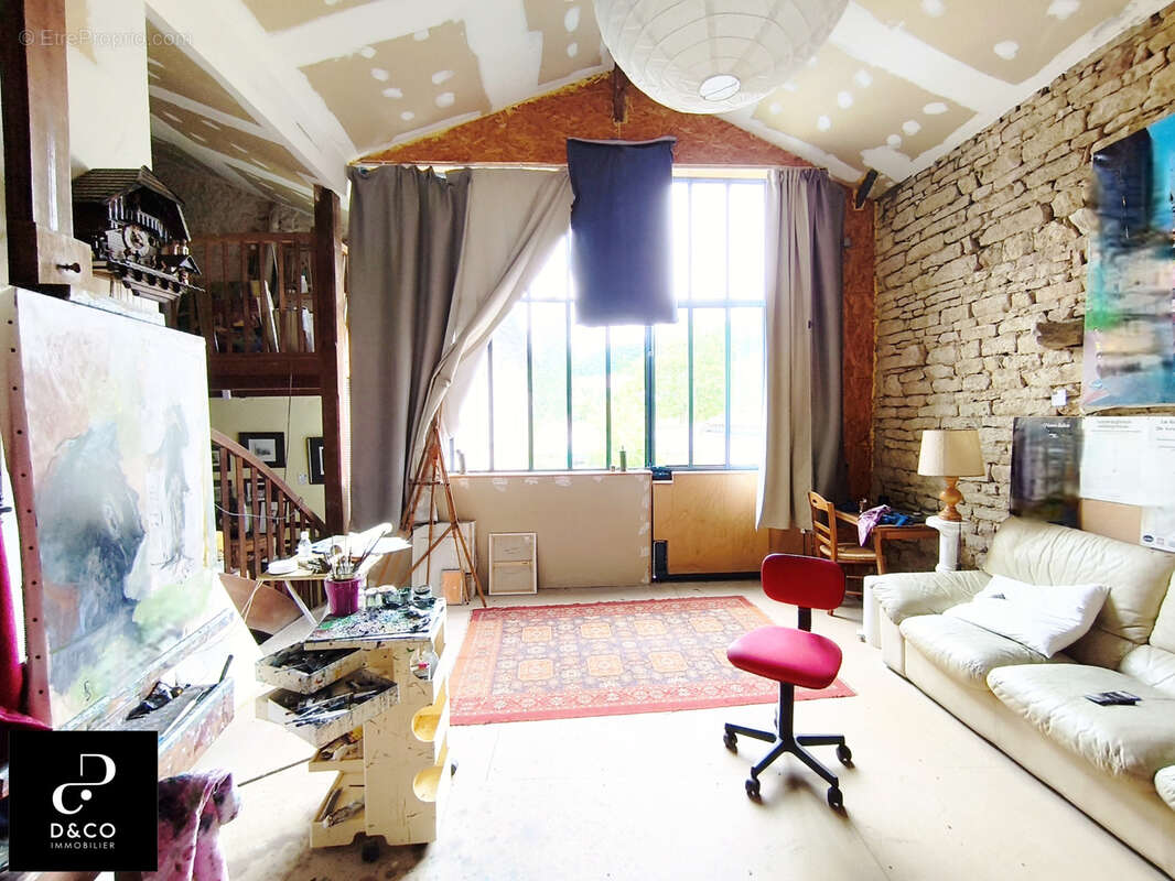 Maison à LUGNY