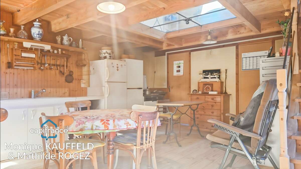 Maison à vendre 4 pièces OLLIERGUES (63) avec jardin, grange et cave - photo 5