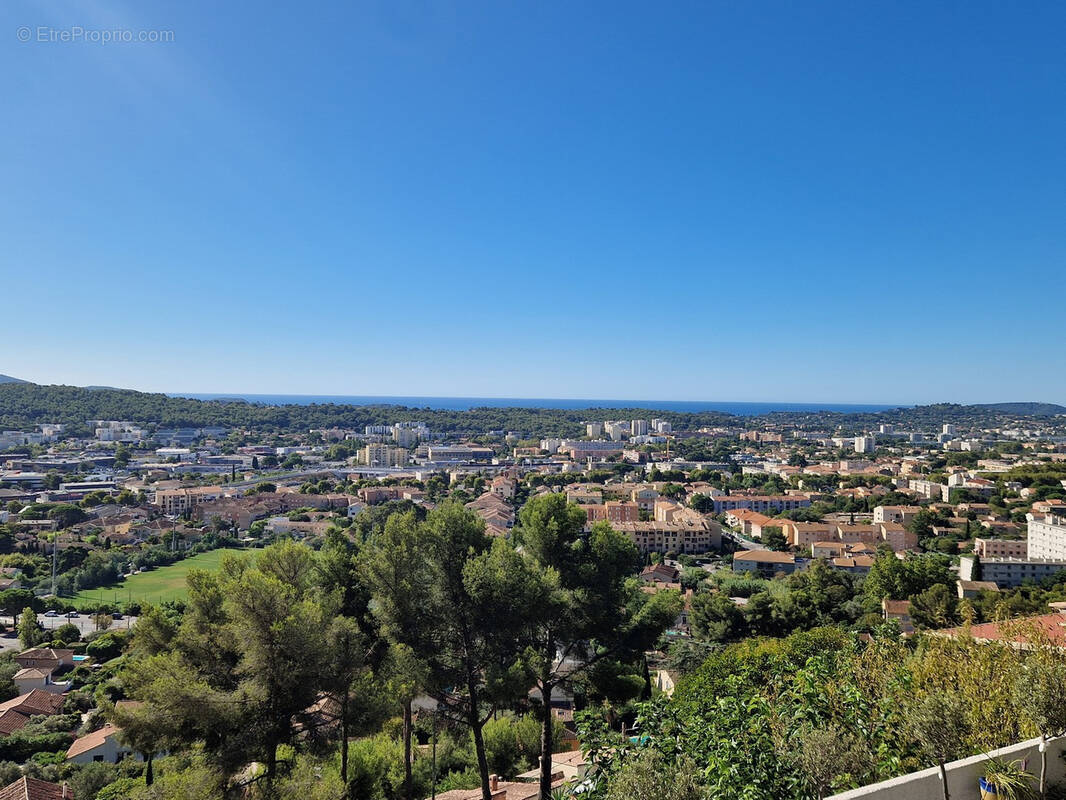 Maison à LA VALETTE-DU-VAR