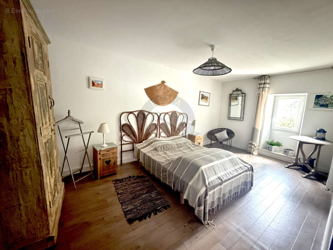 Maison à SAUJON