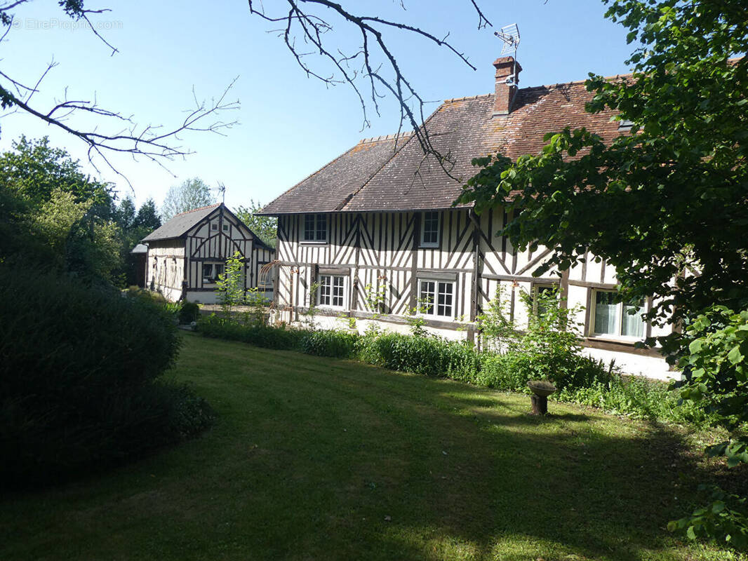 Maison à BEUVRON-EN-AUGE