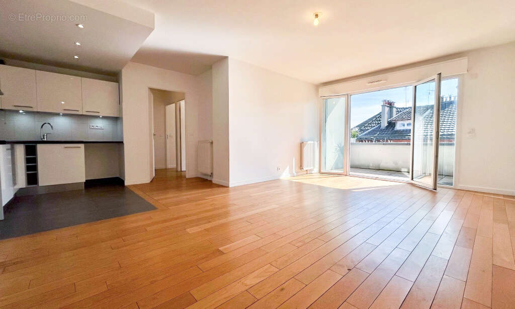 Appartement 64 m² à Sartrouville  - photo 2