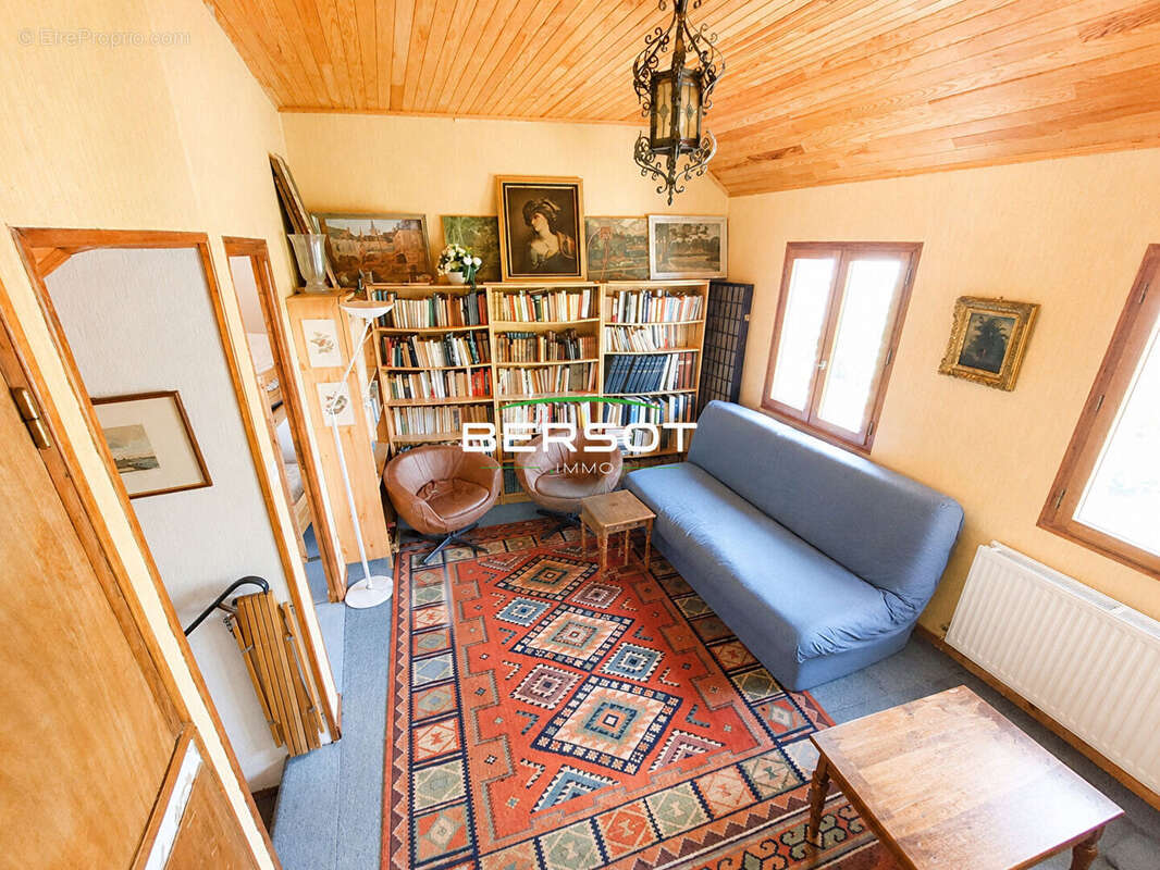 Maison à ROUGEMONT