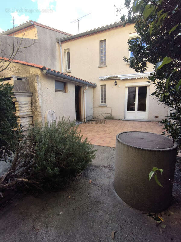Maison à LEZIGNAN-CORBIERES