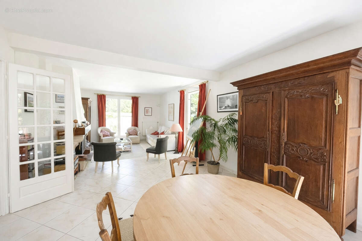 Sejour 2 - Maison à BRUNOY
