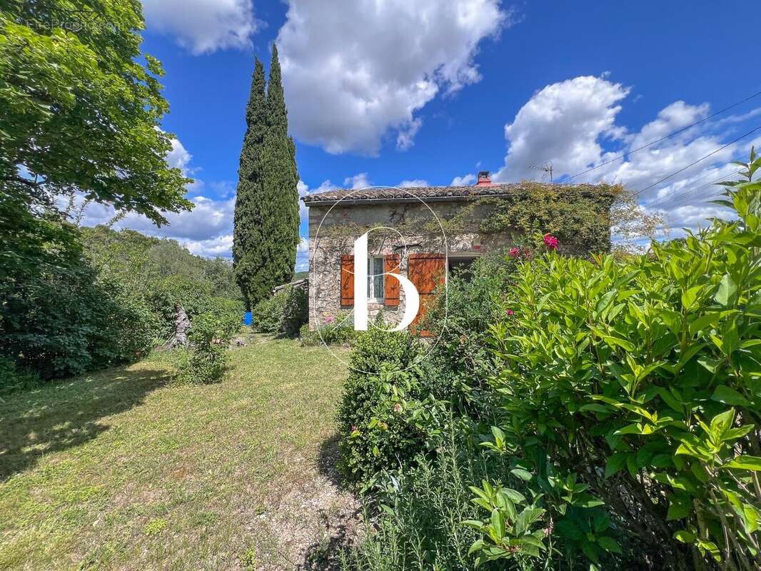 Maison à VALLON-PONT-D'ARC