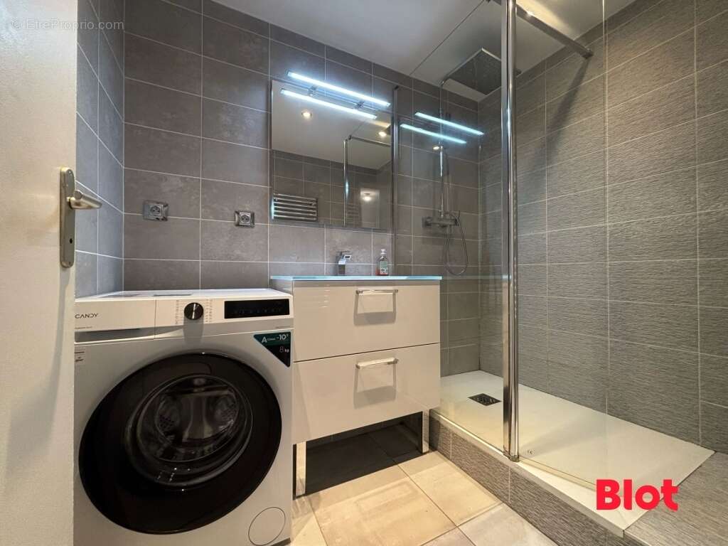 Appartement à SAINT-JACQUES-DE-LA-LANDE