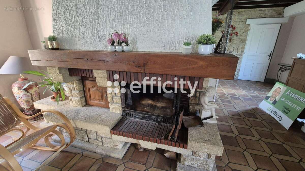 Maison à PORT-EN-BESSIN-HUPPAIN