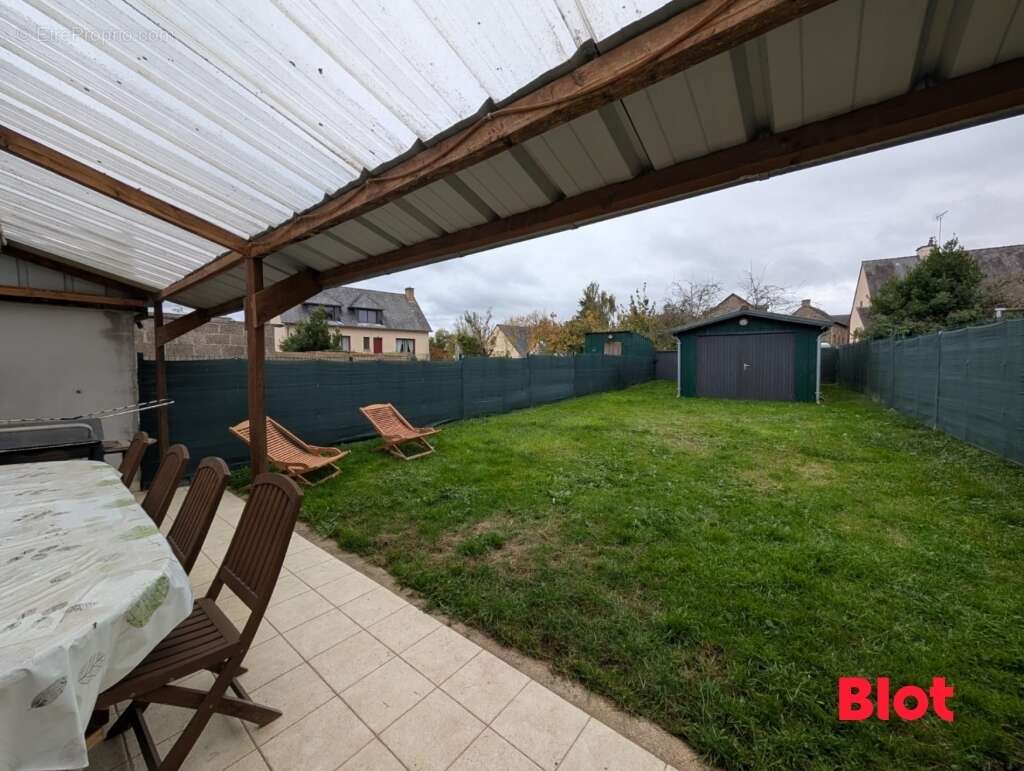 Maison à PLECHATEL