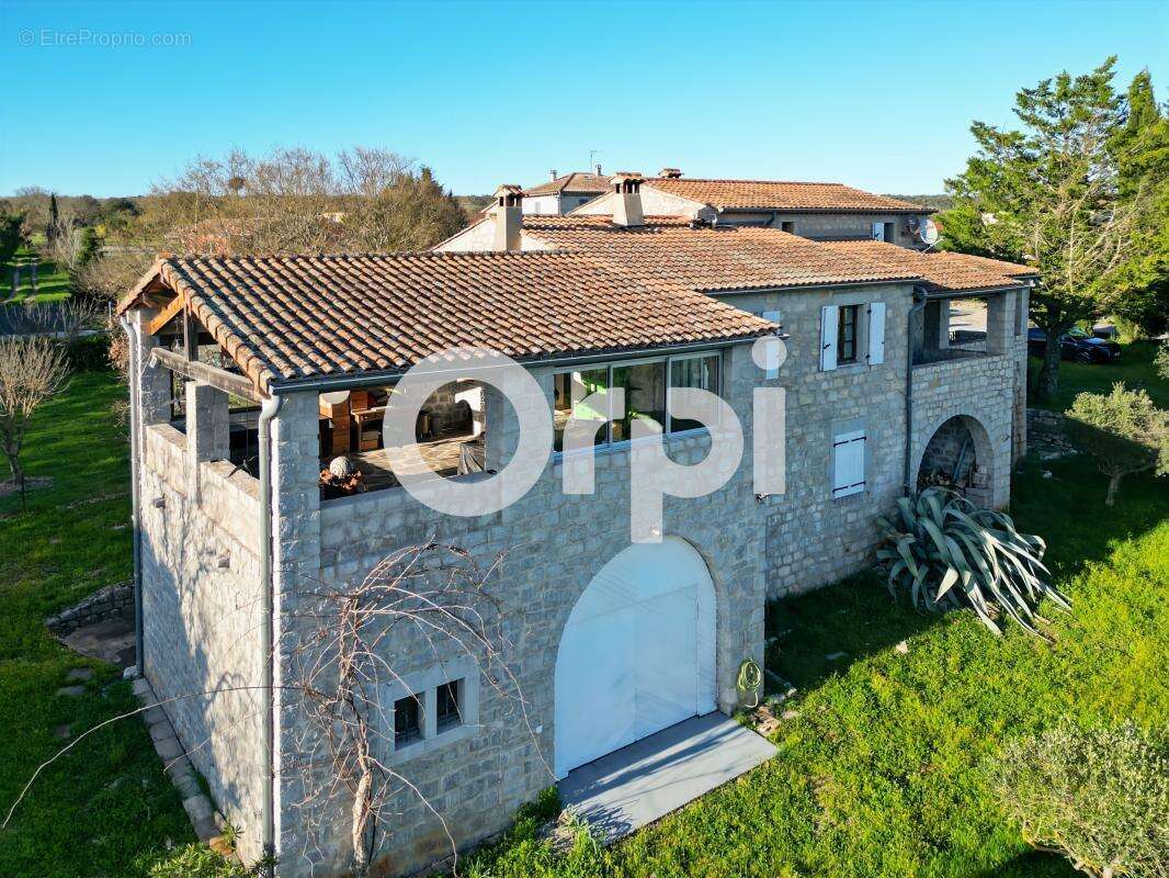 Maison à BANNE