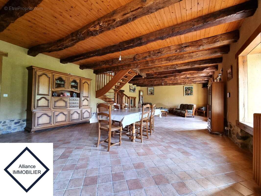 Maison à MEDREAC