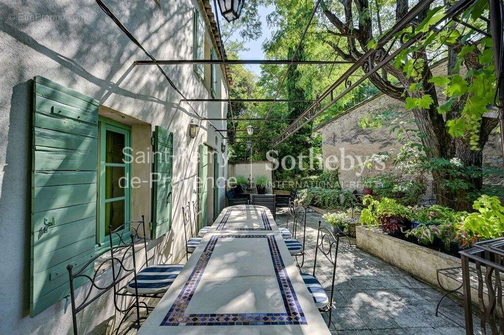 Maison à SAINT-REMY-DE-PROVENCE