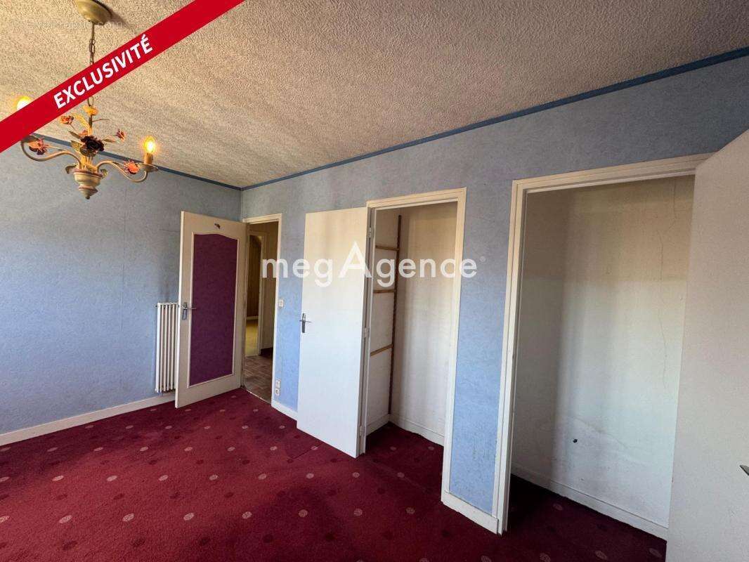 Lanester – Maison 3 chambres avec garage, jardin clos et beau potentiel - photo 13