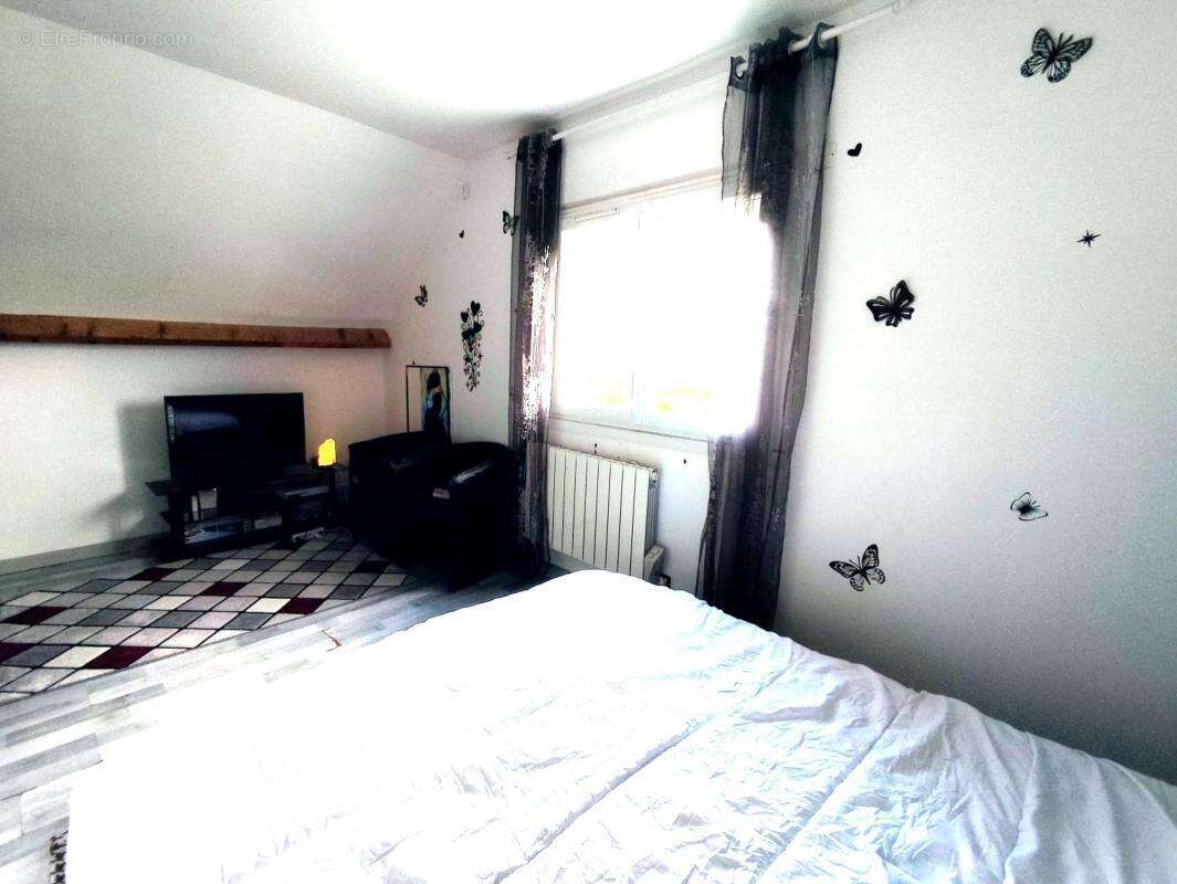 Maison à MAINVILLIERS